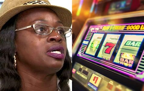 katrina bookman|Woman sues casino that offered her steak dinner .